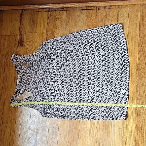 CAbi Sleeveless Blouse - Picture 5 of 8